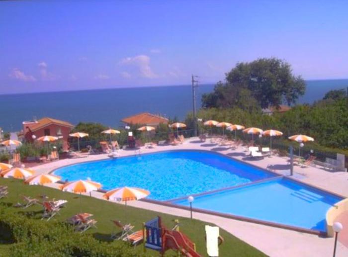 Casa Vacanza “Via Verde” Rocca San Giovanni Luaran gambar